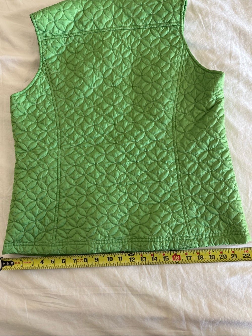Eddie Bauer Quilted Green Vest - Stand Collar Zip - Picture 12 of 13